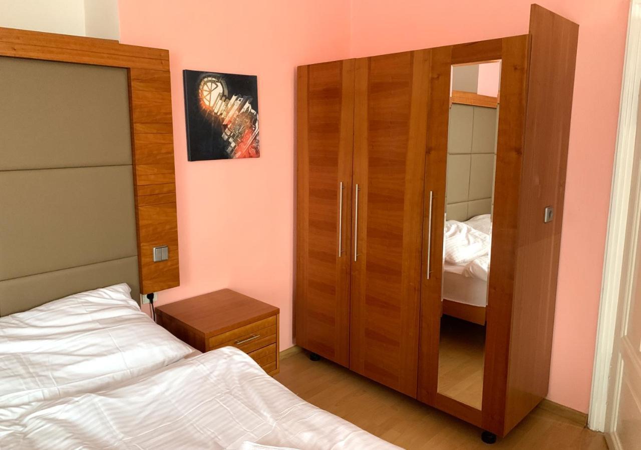 Penzion Mlynicky Dvur Cervena Voda Ngoại thất bức ảnh