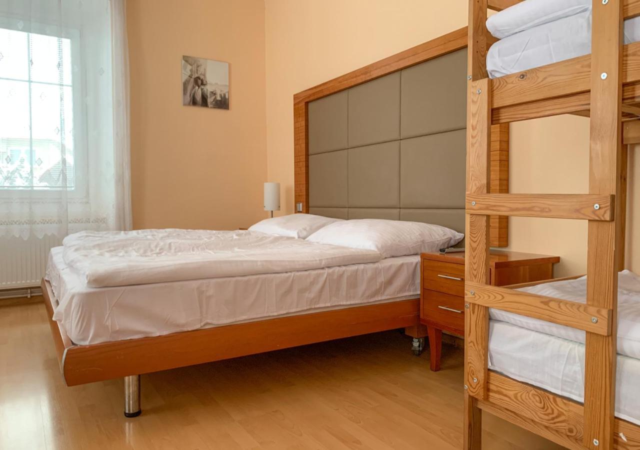 Penzion Mlynicky Dvur Cervena Voda Ngoại thất bức ảnh